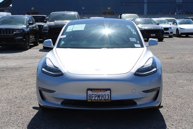 Used 2018 Tesla Model 3 Long Range RWD image 2