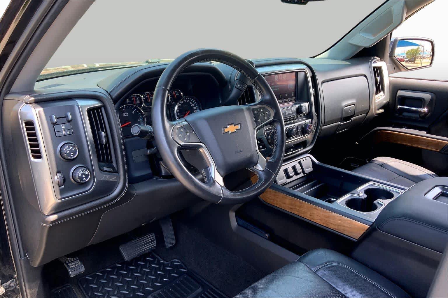 Used 2015 Chevrolet Silverado 1500 LTZ w/ Max Trailering Package AWD/4WD image 18