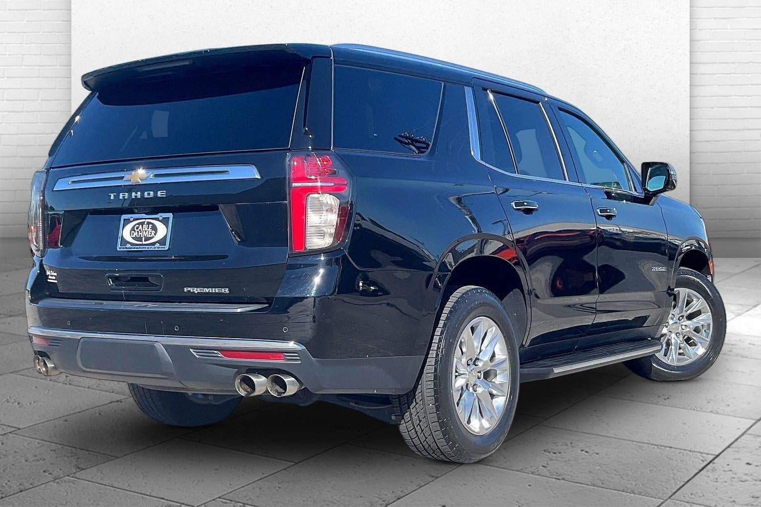 Used 2021 Chevrolet Tahoe Premier w/ Premium Package AWD/4WD image 14