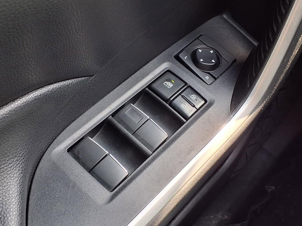 Used 2021 Toyota RAV4 XLE Premium FWD image 19