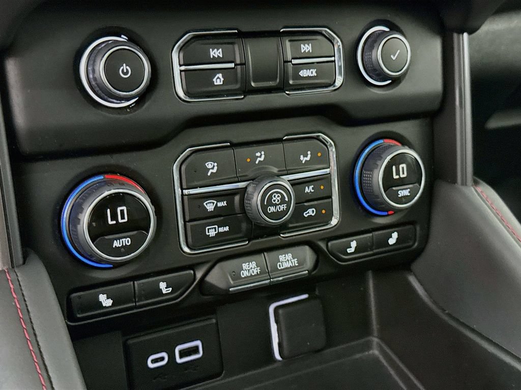 Used 2023 Chevrolet Tahoe RST w/ Luxury Package AWD/4WD image 7