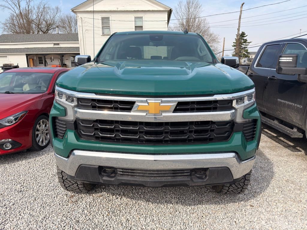 Used 2024 Chevrolet Silverado 1500 LT image 10