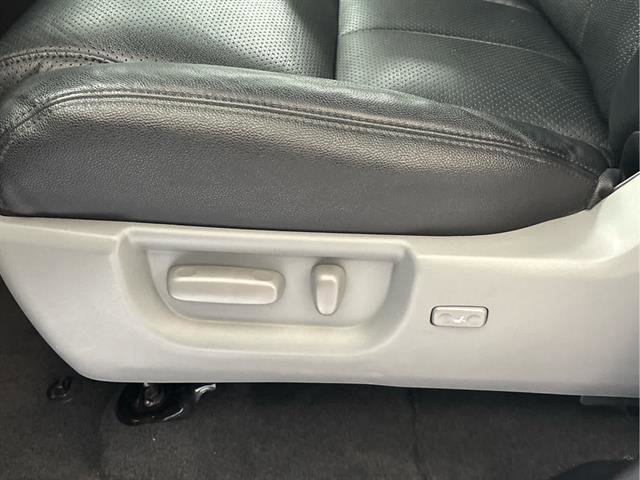 Used 2022 Toyota Sequoia SR5 image 18