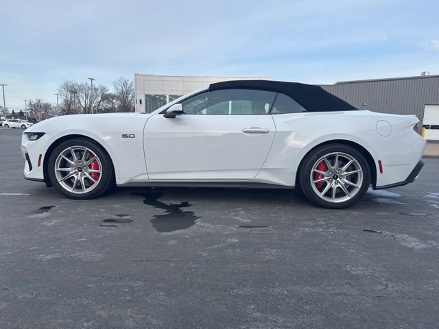 Used 2024 Ford Mustang GT Premium image 4