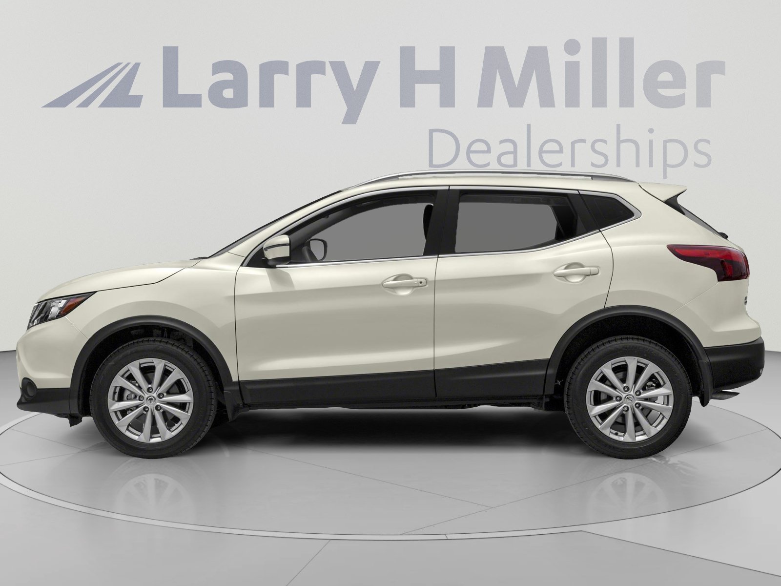Used 2019 Nissan Rogue Sport S FWD image 3