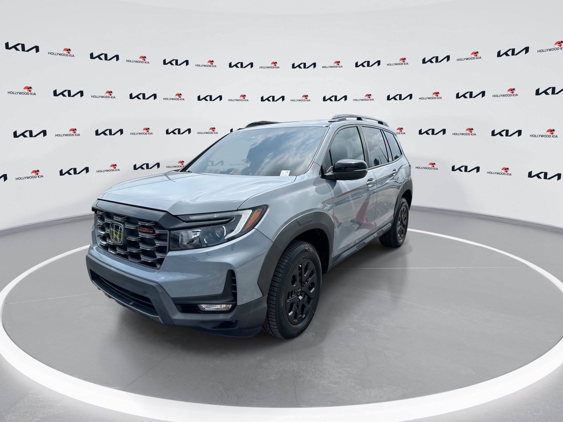 Used 2023 Honda Passport TrailSport image 4