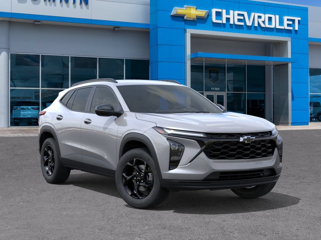 New 2026 Chevrolet Trax LT w/ Midnight Edition FWD image 8