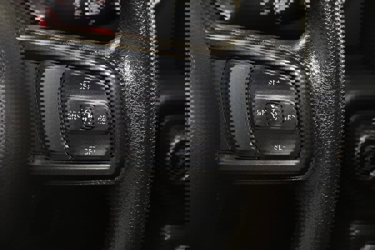 Used 2023 Jeep Gladiator Sport w/ Trailer Tow Package image 37