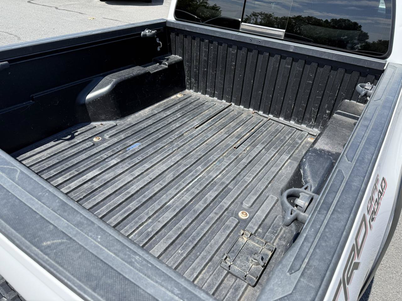 Used 2021 Toyota Tacoma TRD Off-Road RWD image 40
