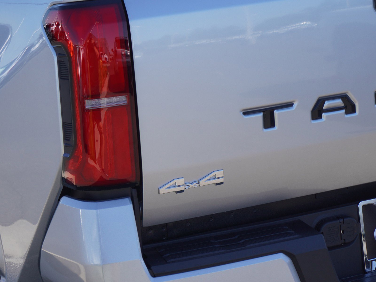 New 2025 Toyota Tacoma SR5 image 9