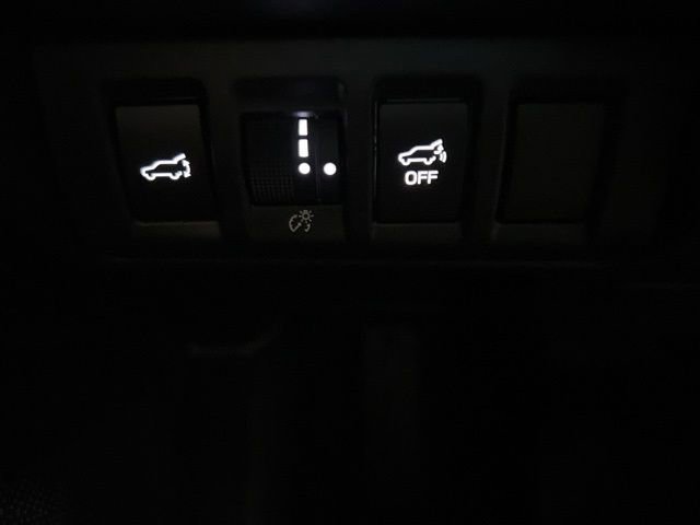 Certified 2025 Subaru Outback Limited image 47