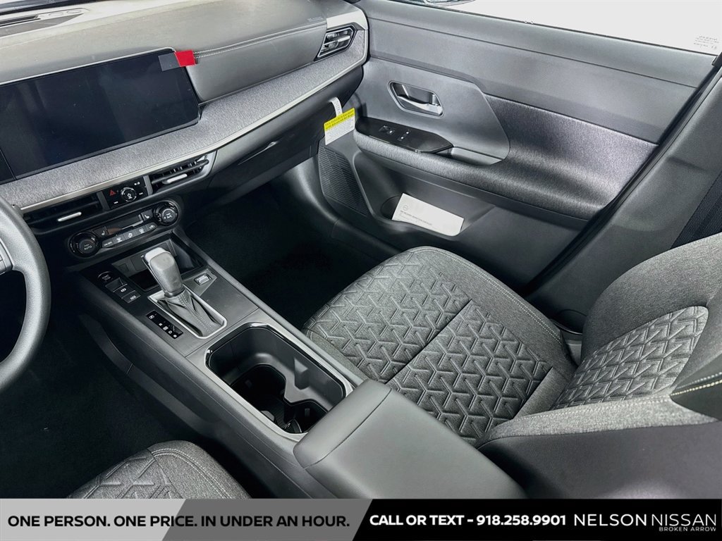 New 2027 Nissan Kicks SV w/ Cold Weather Package FWD image 22