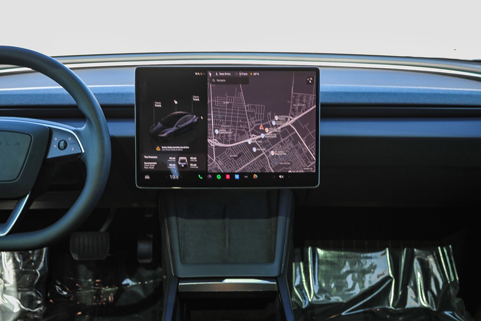 Used 2025 Tesla Model 3 Long Range image 13