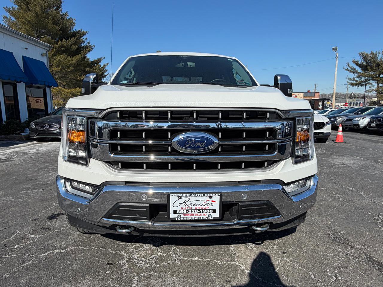 Used 2021 Ford F150 Lariat image 2