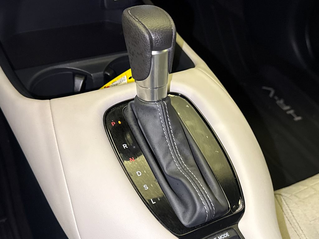 Certified 2025 Honda HR-V LX image 25