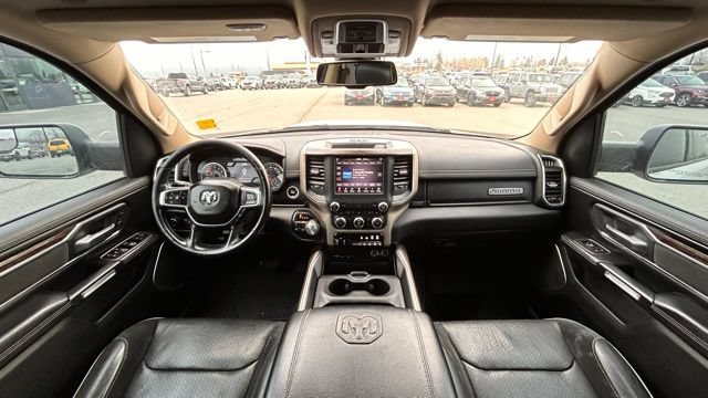 Used 2019 RAM 1500 Laramie AWD/4WD image 15