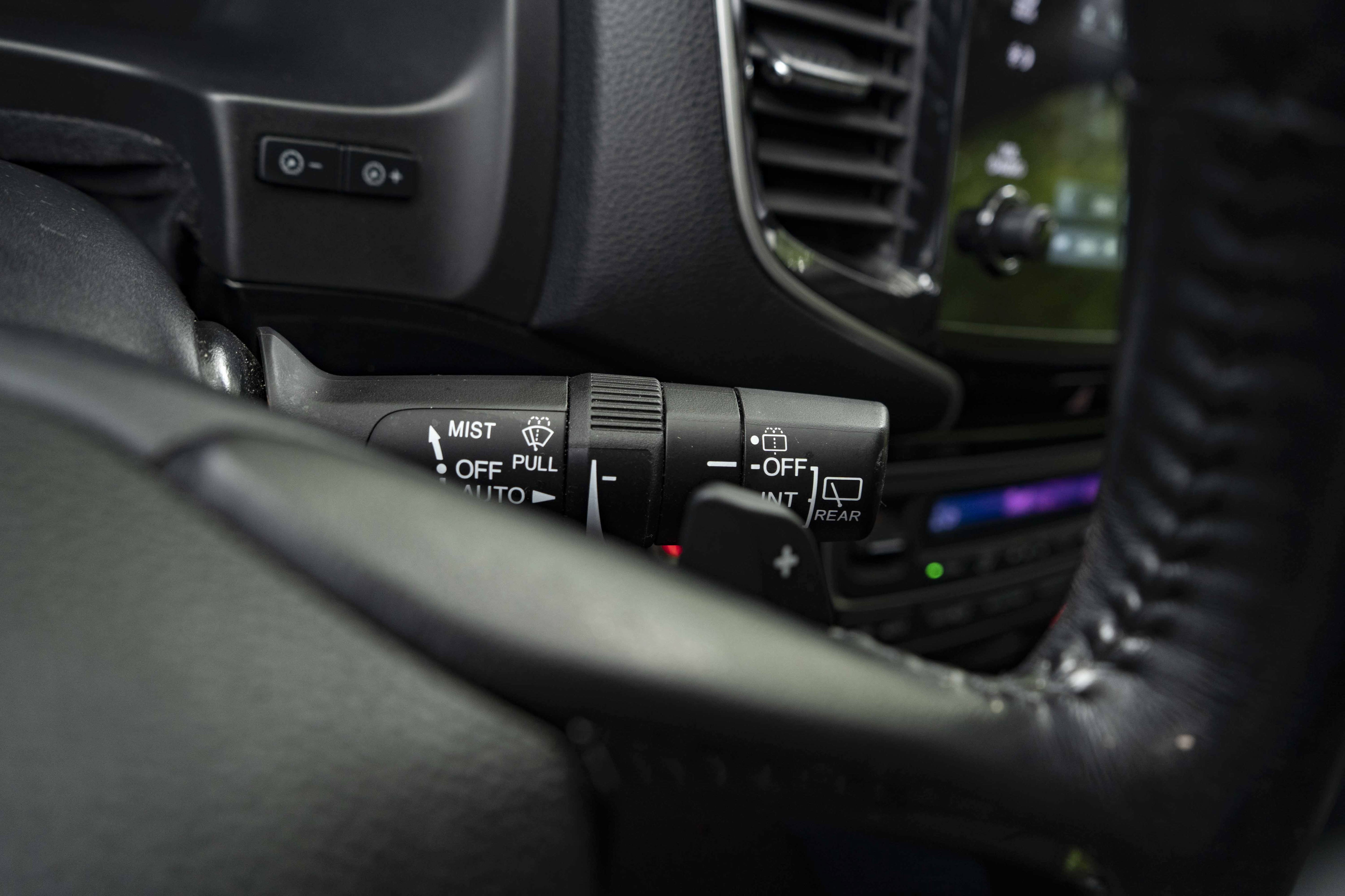 Used 2020 Honda Pilot Elite image 25