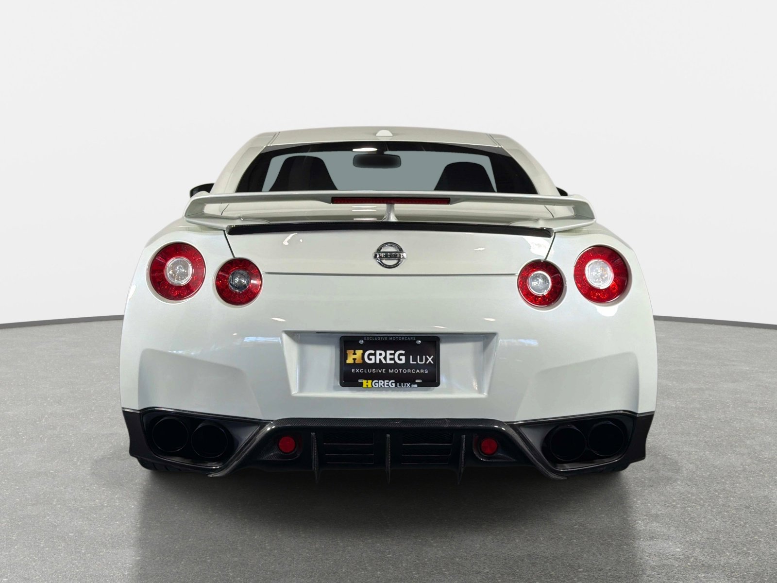 Used 2009 Nissan GT-R Premium AWD/4WD image 4