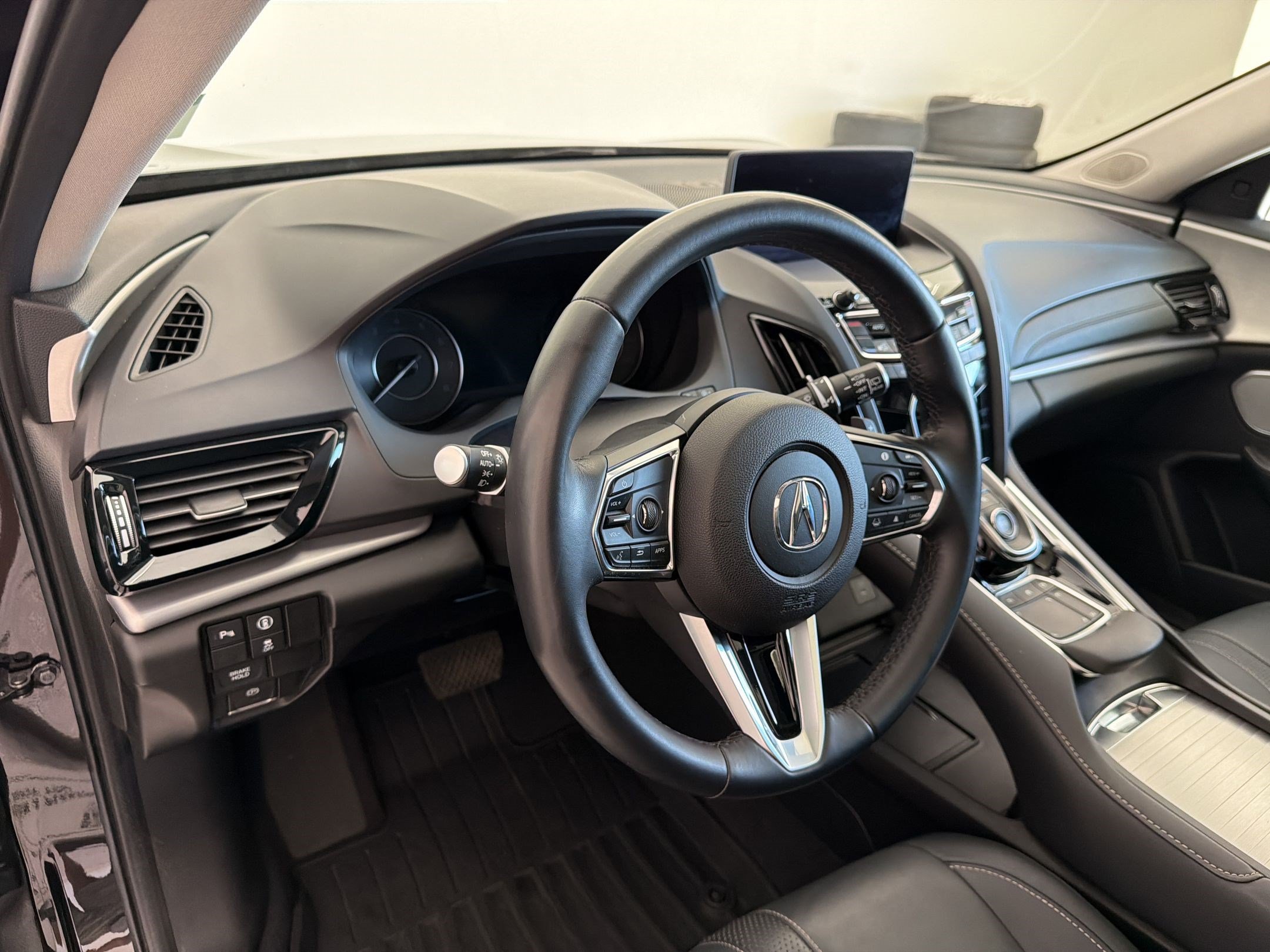 Used 2022 Acura RDX AWD w/ Technology Package image 4