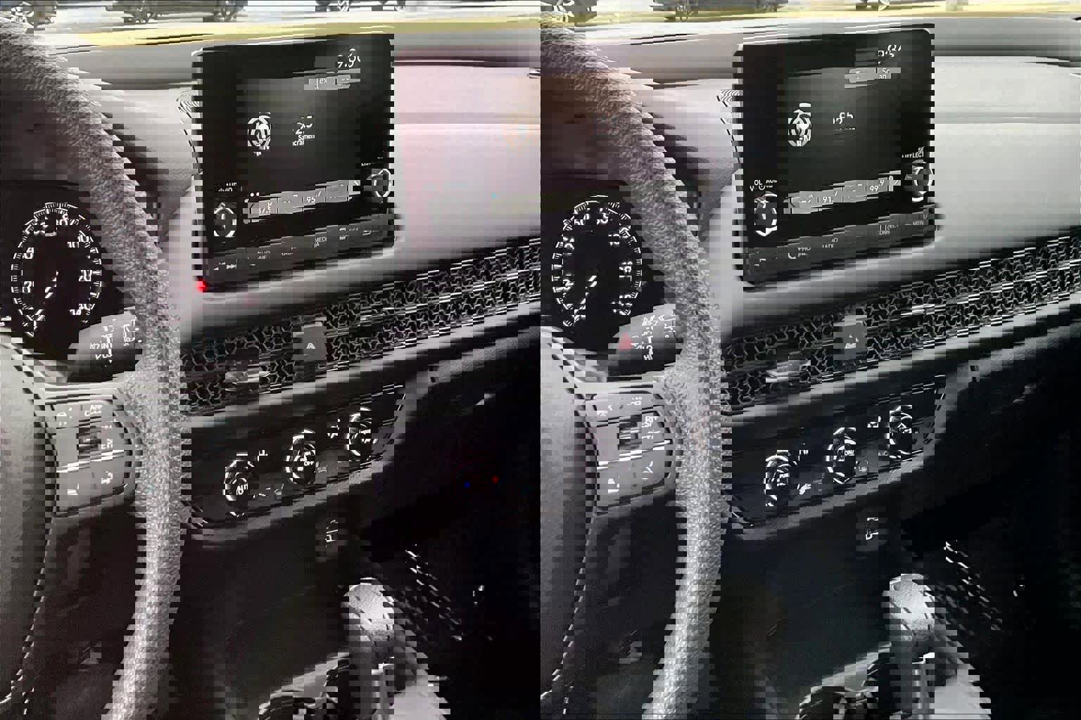 Used 2025 Honda HR-V LX image 6