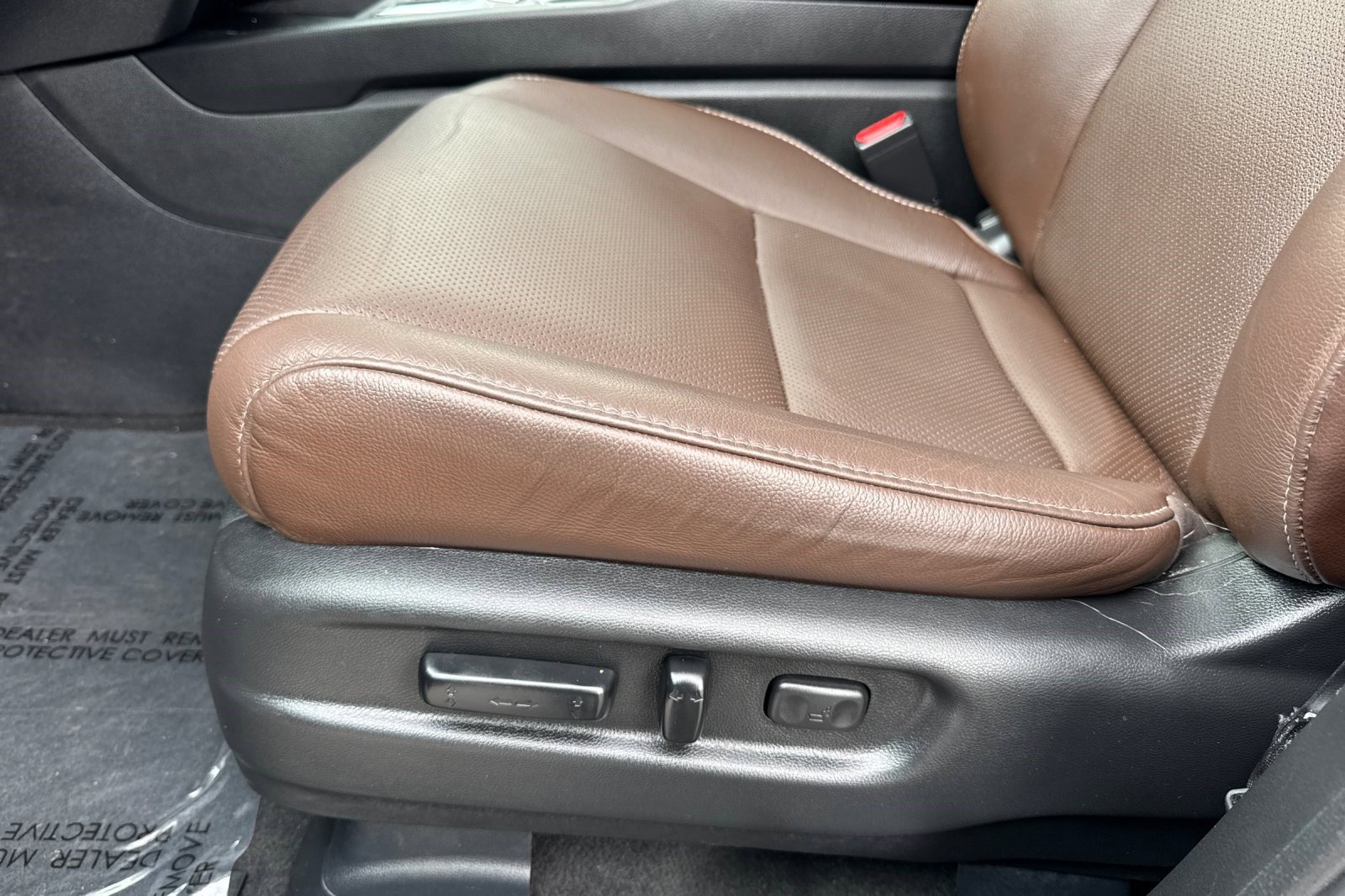 Certified 2025 Honda Passport EX-L image 14
