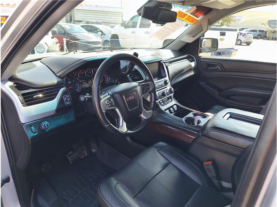 Used 2015 GMC Yukon XL SLT w/ Open Road Package image 4
