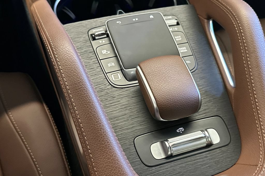 Certified 2026 Mercedes-Benz GLS 450 4MATIC image 37