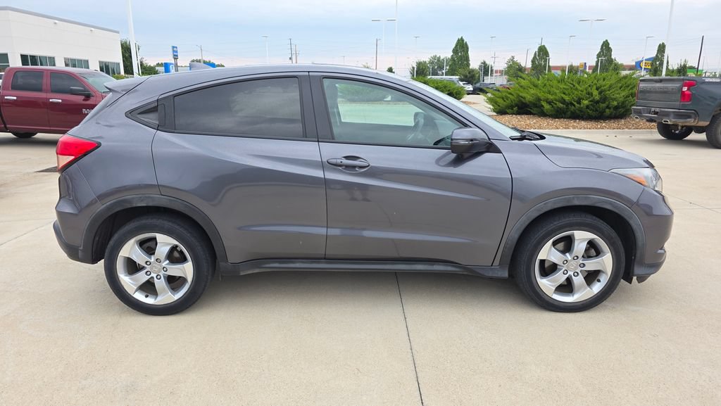 Used 2016 Honda HR-V EX image 6