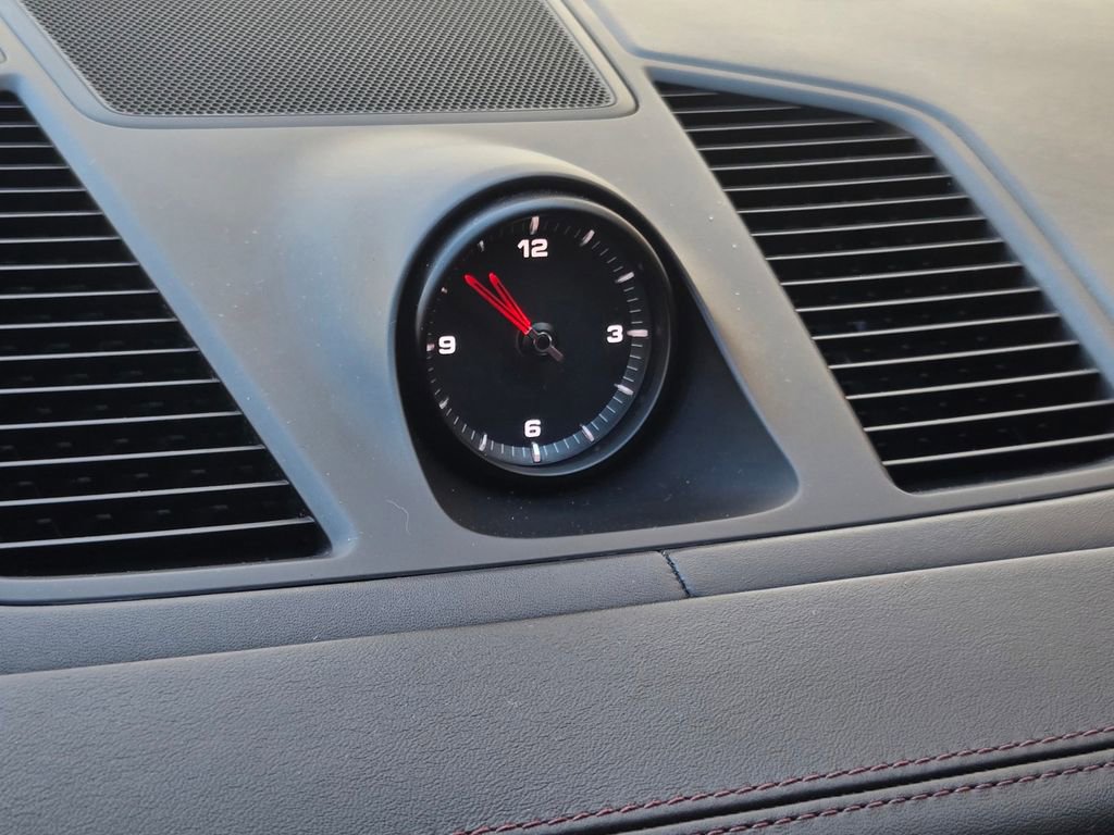 Used 2021 Porsche Cayenne S w/ Premium Package Plus image 26