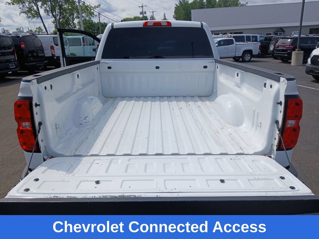 Used 2018 Chevrolet Silverado 1500 LT w/ All Star Edition AWD/4WD image 23