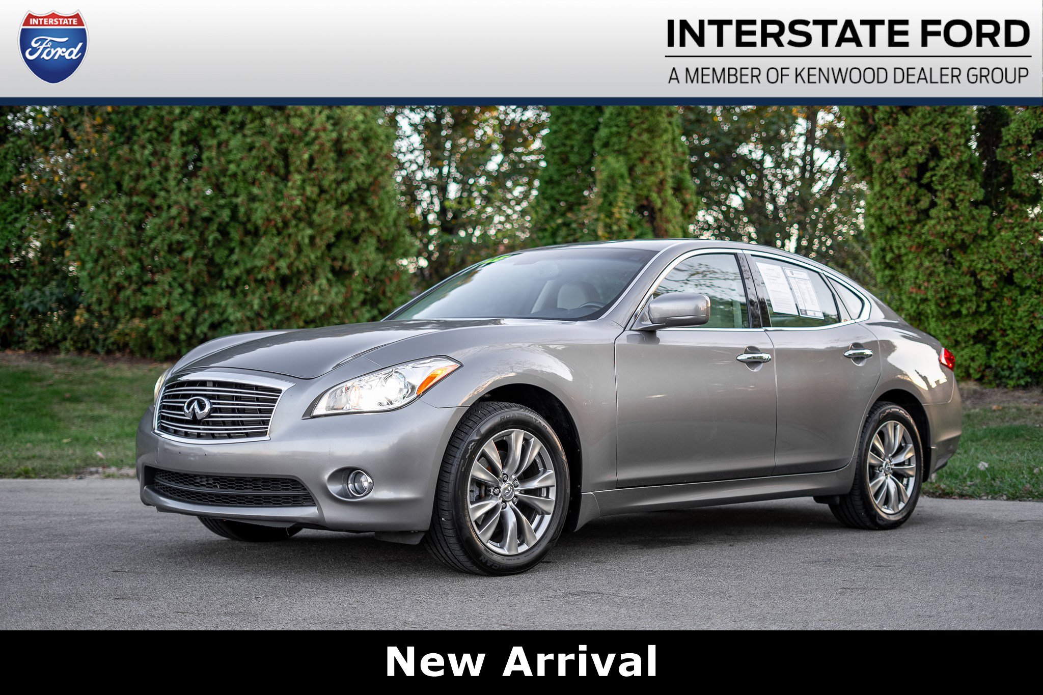 Used 2011 INFINITI M37 x w/ Deluxe Touring Pkg