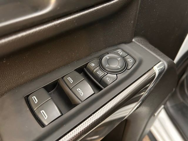 Used 2023 GMC Sierra 3500 AT4 w/ AT4 Preferred Package AWD/4WD image 34