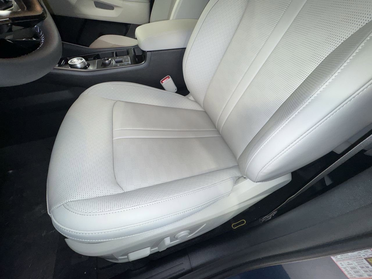 New 2026 Kia Sorento EX image 16