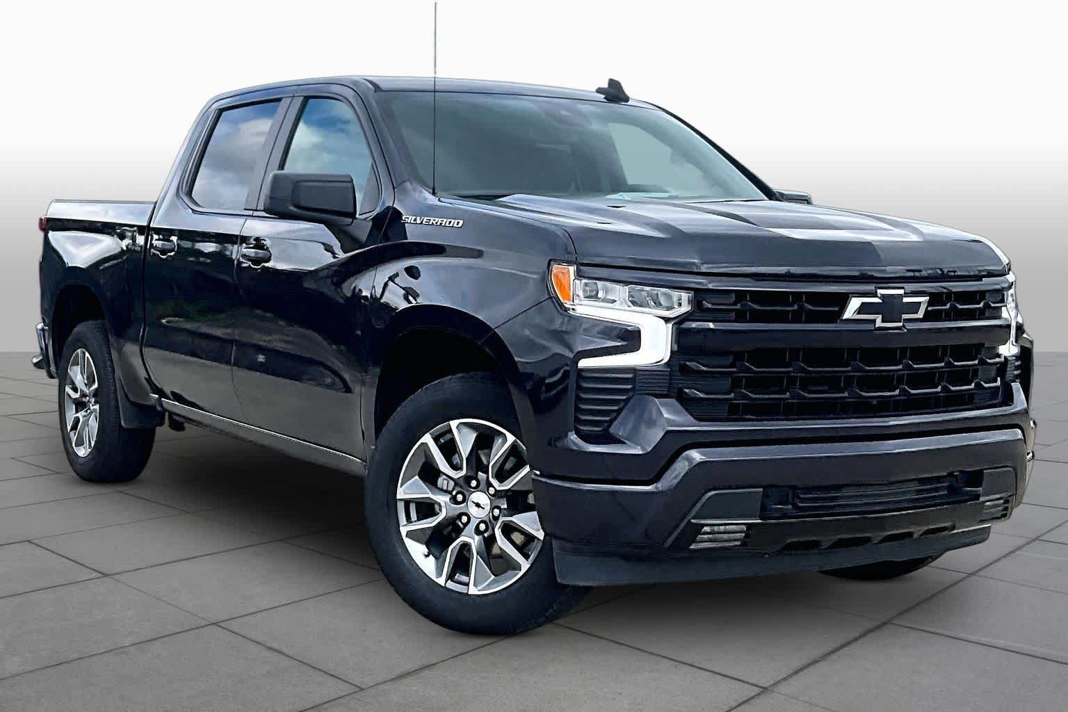 Used 2024 Chevrolet Silverado 1500 RST w/ Protection Package RWD image 3