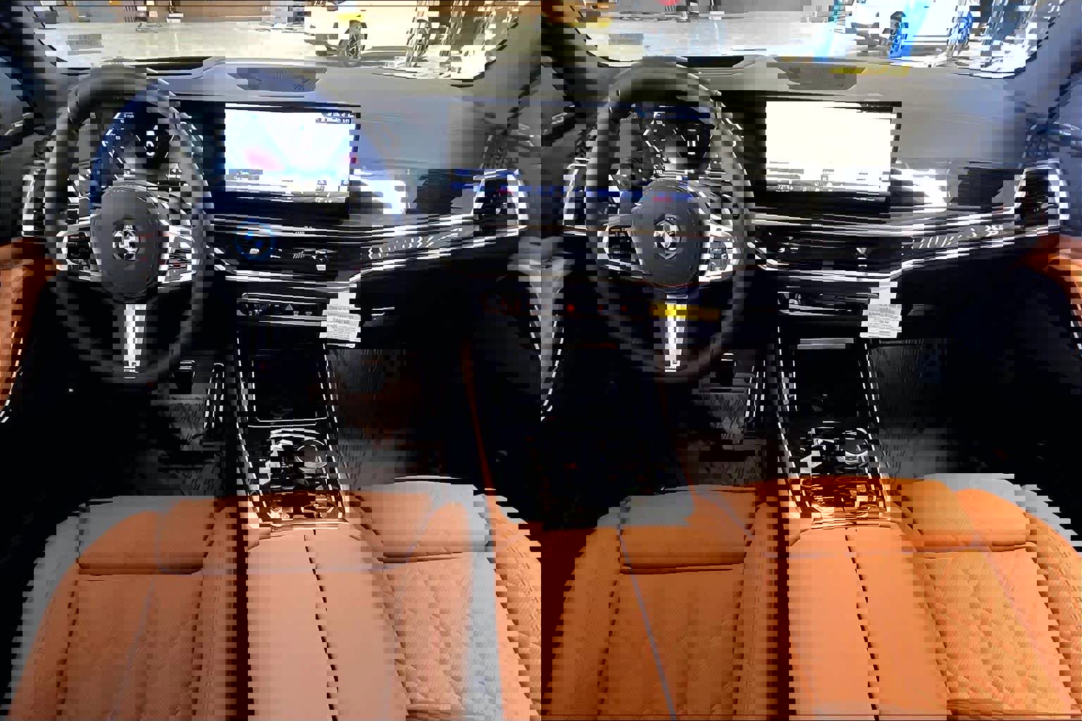 New 2026 BMW X5 xDrive50e w/ M Sport Package image 5