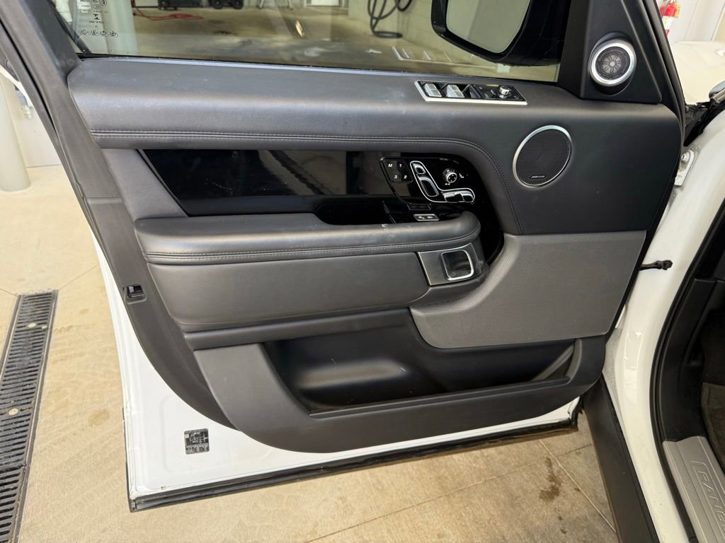 Used 2020 Land Rover Range Rover HSE AWD/4WD image 27