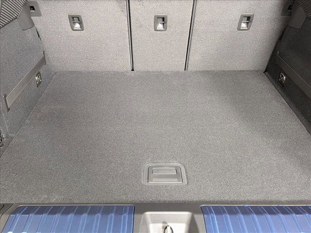 New 2026 Porsche Macan Electric image 22