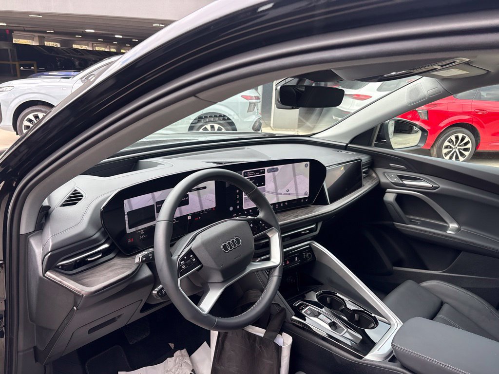 Used 2026 Audi Q5 Premium Plus AWD/4WD image 12