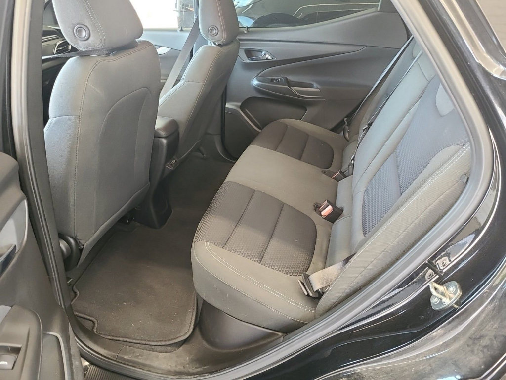 Used 2023 Chevrolet Bolt EUV LT w/ Driver Confidence Package image 9