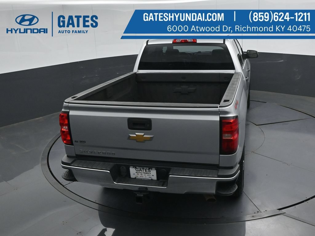 Used 2017 Chevrolet Silverado 2500 W/T AWD/4WD image 40