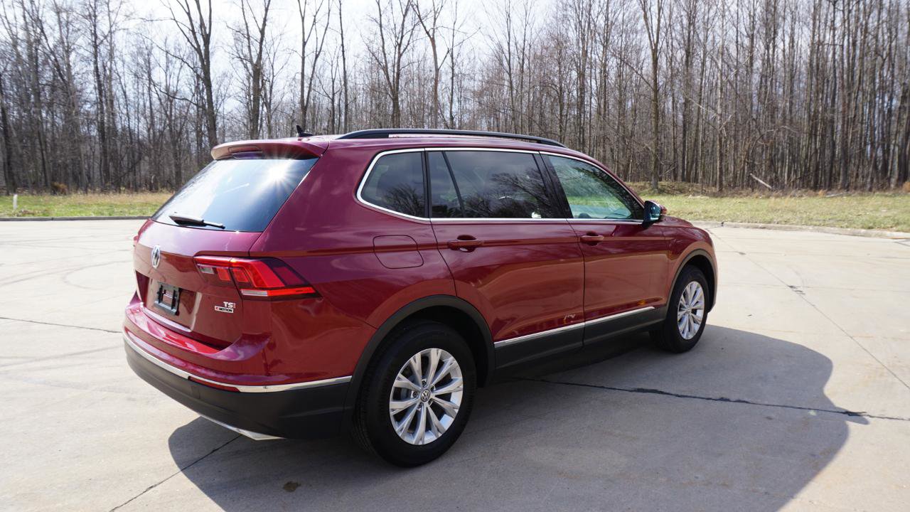 Used 2018 Volkswagen Tiguan SE AWD/4WD image 5