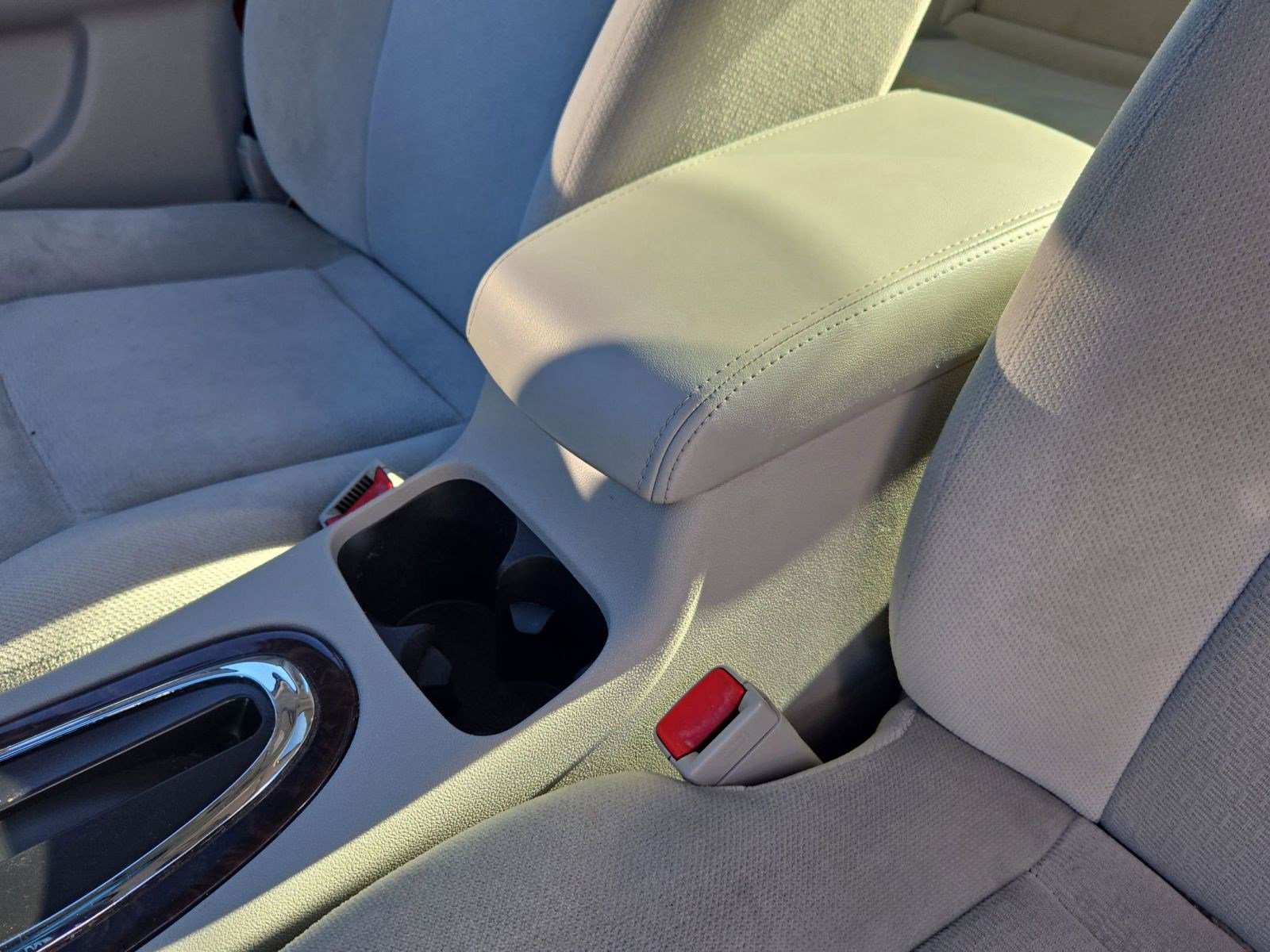 Used 2015 Chevrolet Impala LT w/ LT Sunroof Package image 27