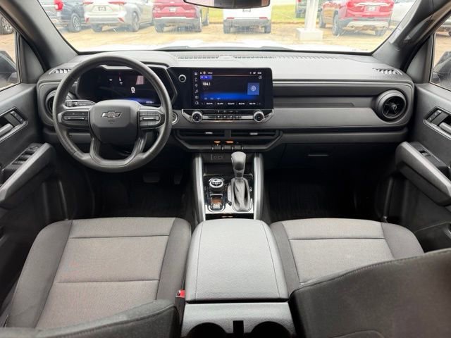 Used 2023 Chevrolet Colorado Trail Boss w/ Technology Package AWD/4WD image 11
