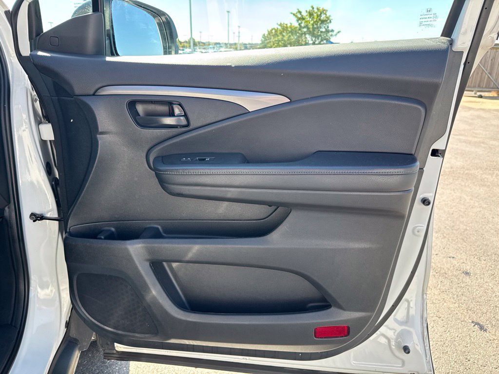 Used 2023 Honda Passport EX-L image 39
