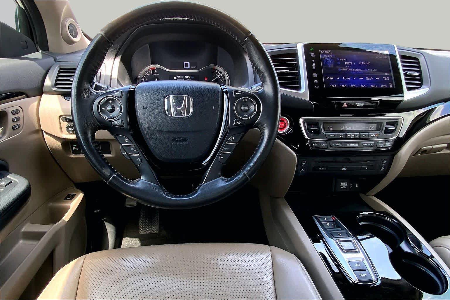 Used 2016 Honda Pilot Elite image 6