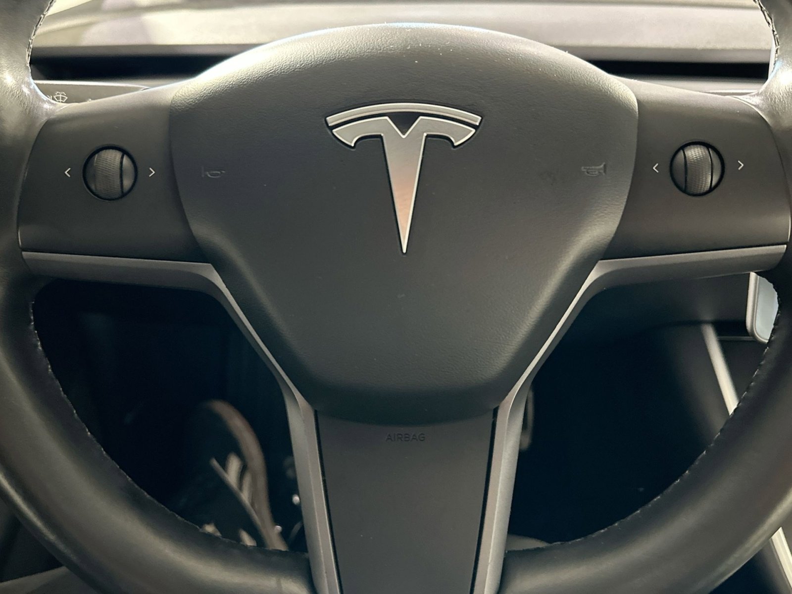 Used 2018 Tesla Model 3 Long Range image 18