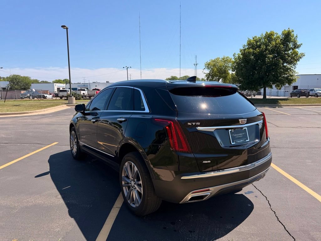 Used 2025 Cadillac XT5 Premium Luxury AWD/4WD image 6