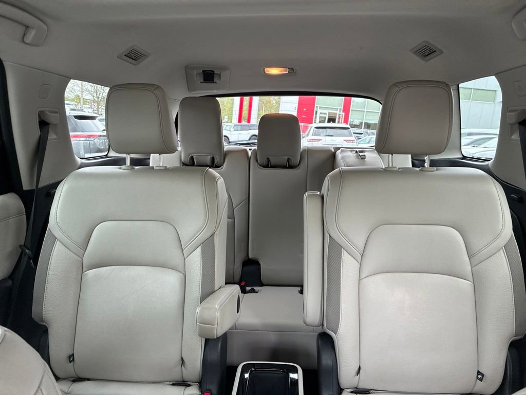 Certified 2023 Nissan Pathfinder SL w/ SL Premium Package AWD/4WD image 23