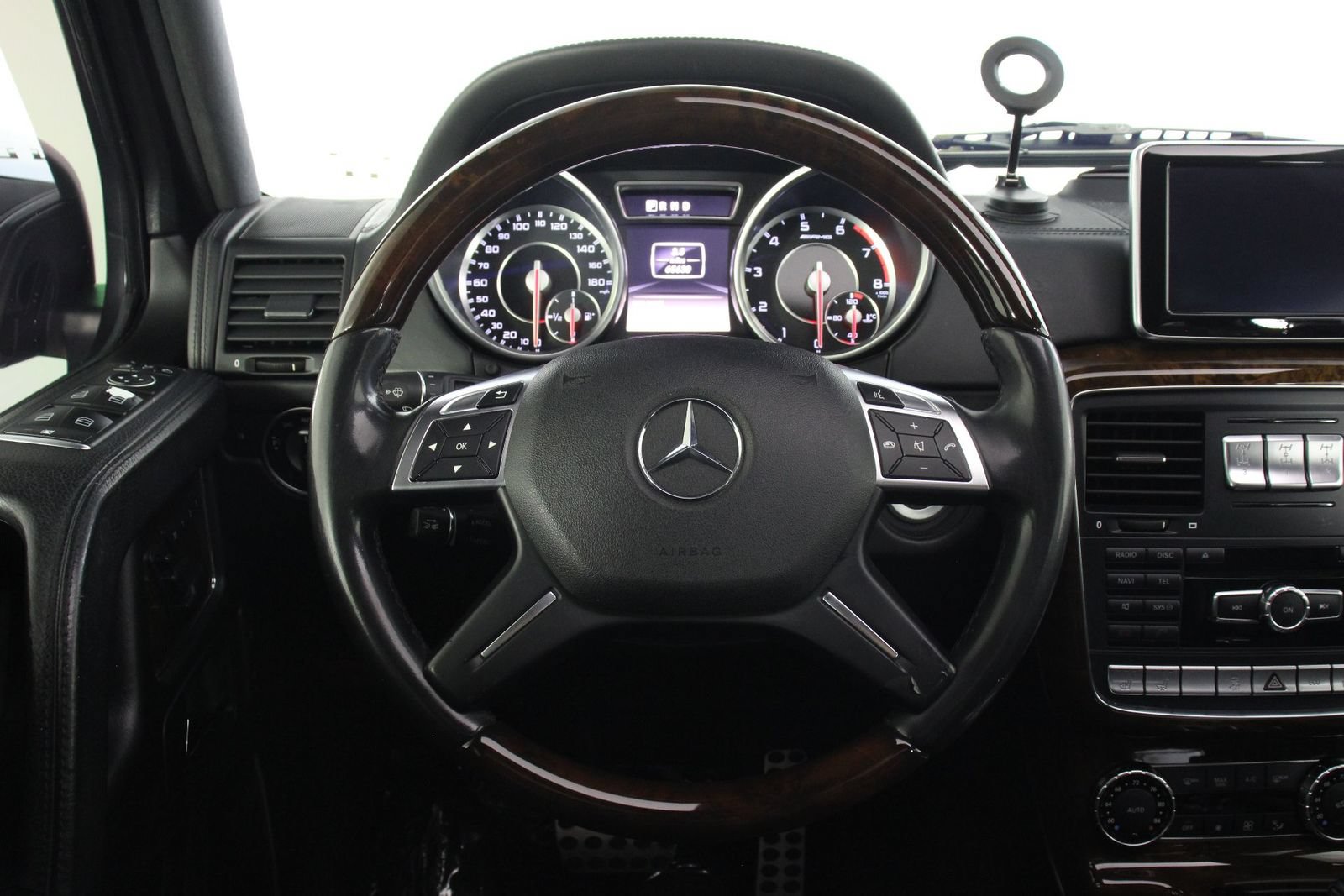 Used 2015 Mercedes-Benz G 63 AMG 4MATIC image 8
