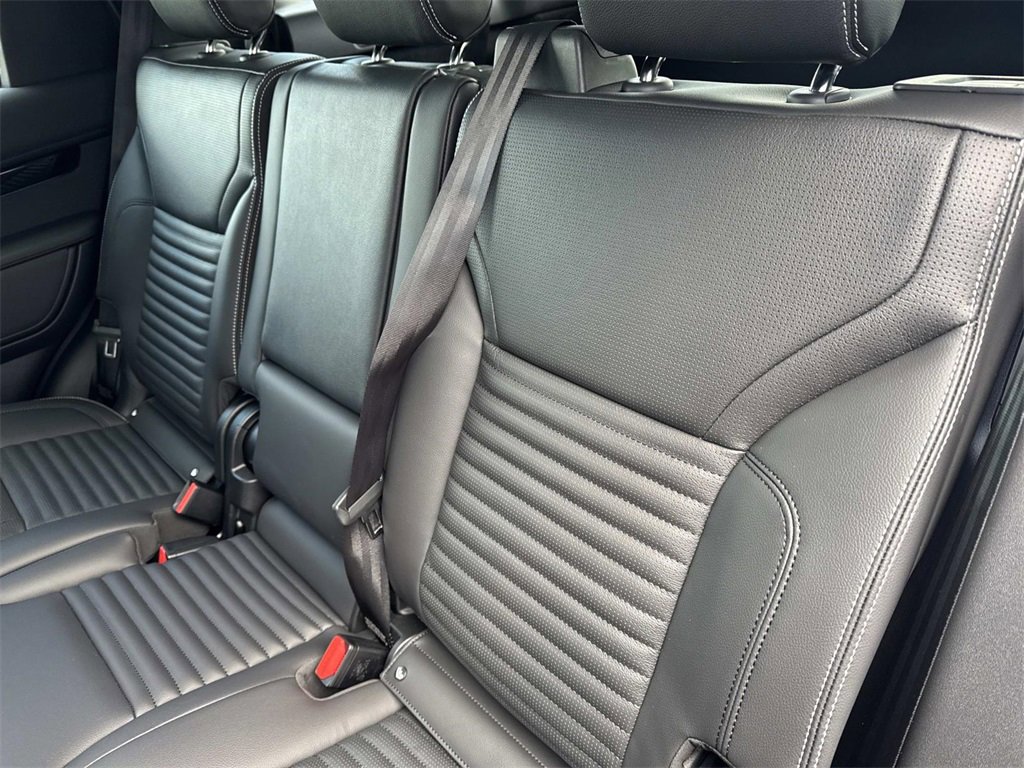 New 2026 Land Rover Discovery S image 14